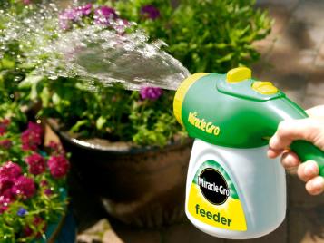 Miracle-Gro Feeder unit in use