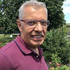 roland.jpg Cet article a été rédigé par Roland Motte, jardinier expert et passionné. Auteur de nombreux ouvrages sur le jardin, Roland prodigue régulièrement ses conseils à la radio, sur internet et sur les réseaux sociaux @rolandmotte