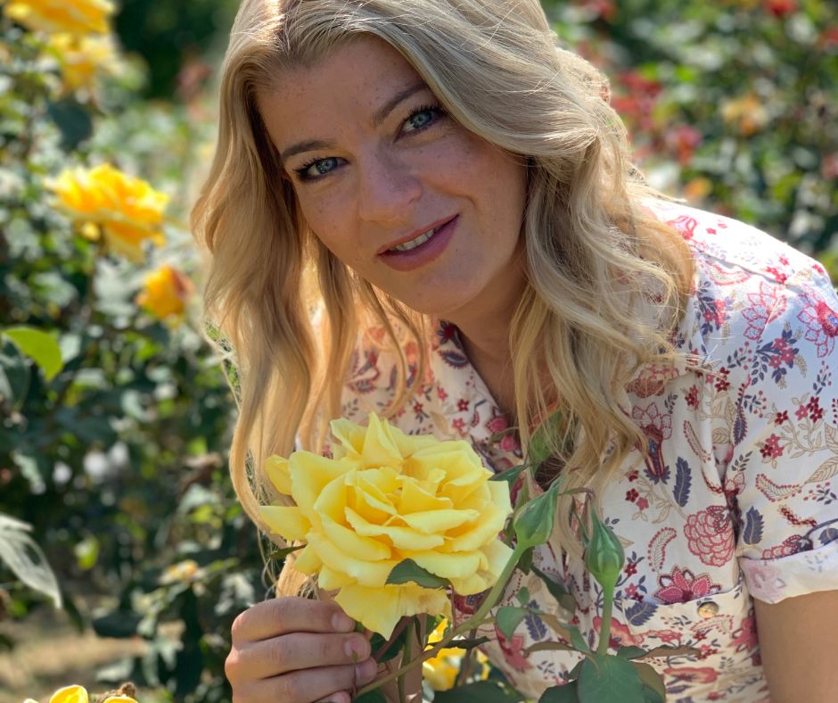 Melissa King's Mother and Daughter Rose