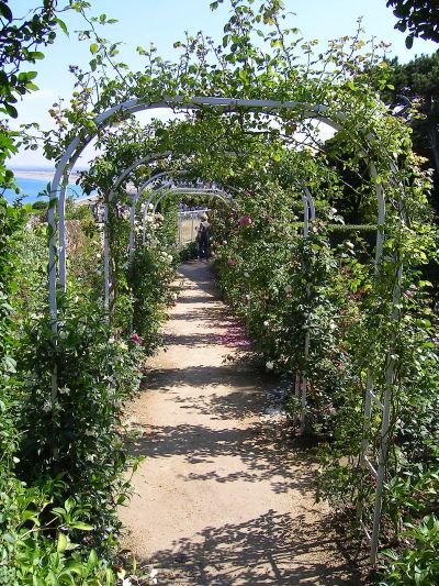 Granville_-_Jardin_de_Dior_0.jpg Musée Christian Dior