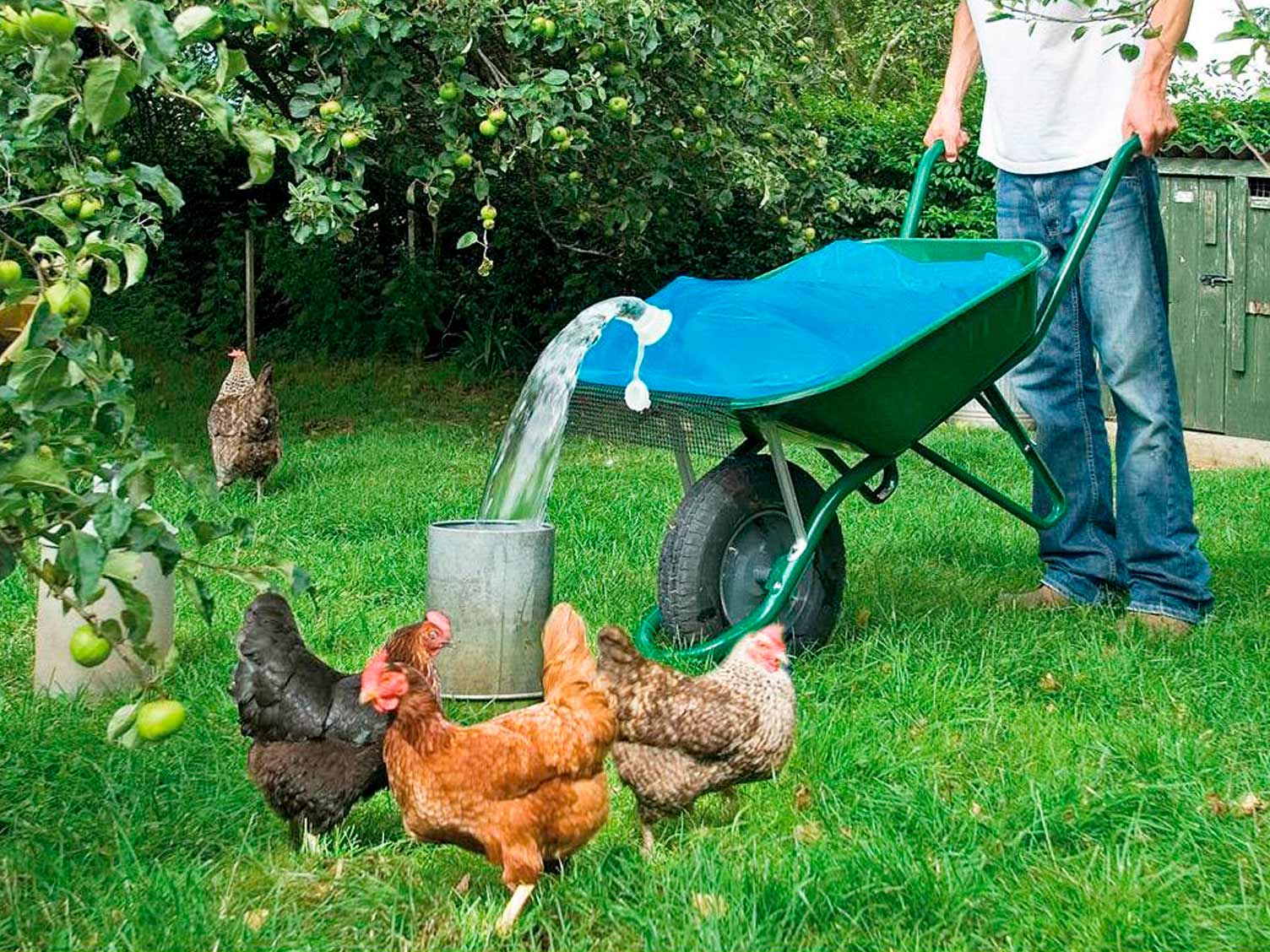UK_gadgets-04-wheelbarrow-water-bag.jpg Wheelbarrow water carry bag