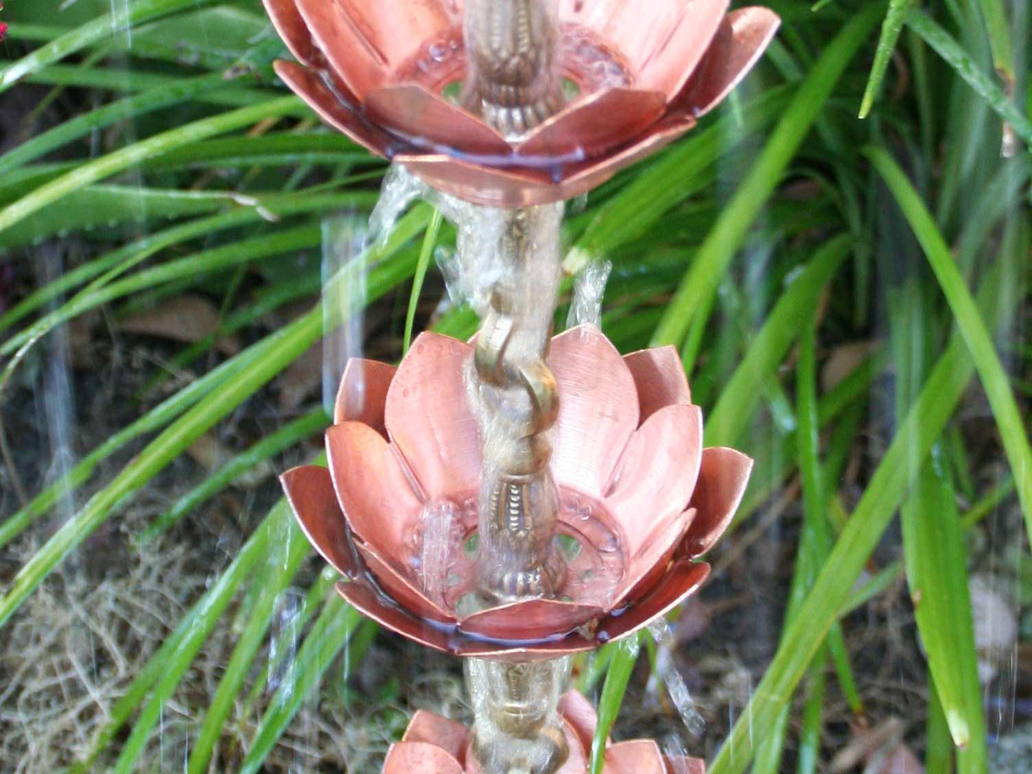 UK_gadgets-18-lily-rain-chain.jpg Lily Rain Chain
