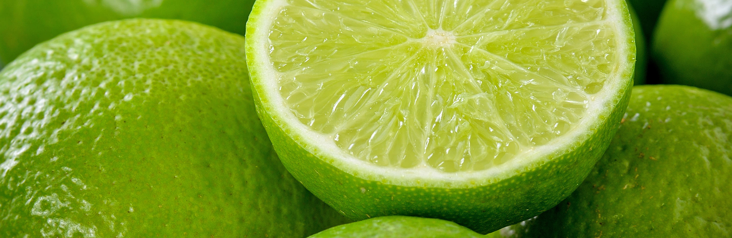 Limes (Citrus x aurantiifolia)