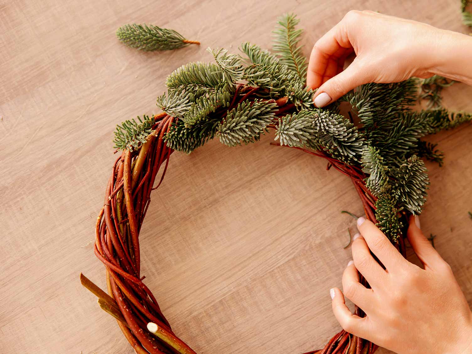 Creating a Christmas wreath base