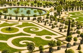 10 epic gardens in history