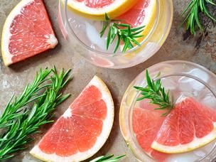 Rosemary and Grapefruit Cocktail garnishes