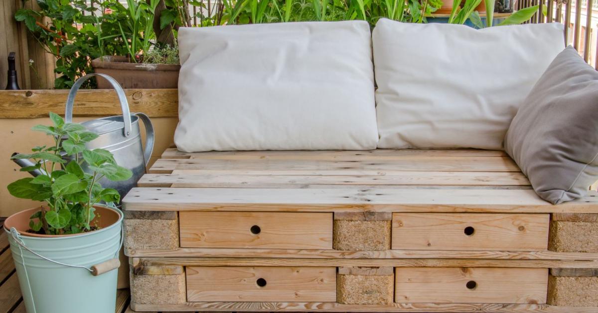 Palettenmöbel: Ideale Gartenmöbel in Kreativbauweise