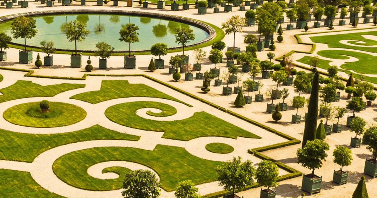 10 epic gardens in history Love The Garden
