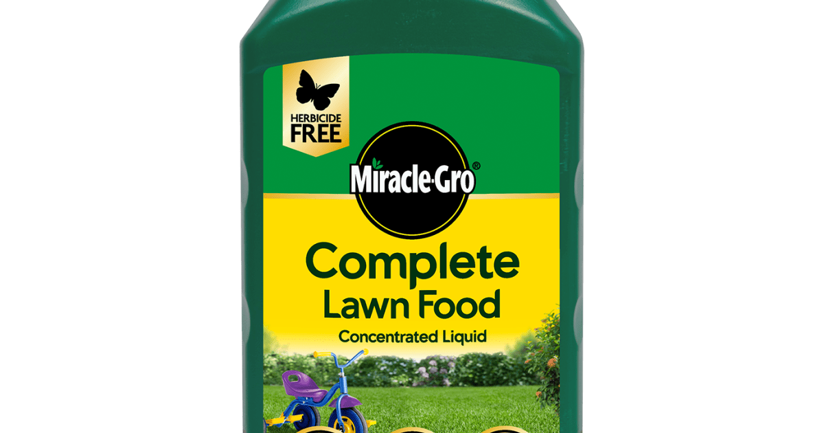 MiracleGro® Complete Lawn Food Concentrated Liquid 1 litre