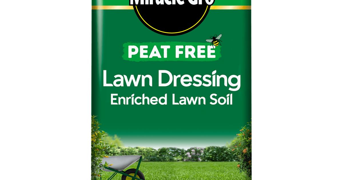 MiracleGro® Peat Free Lawn Dressing 25 litres