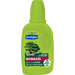 Fertiligène engrais Bonsaïs main image