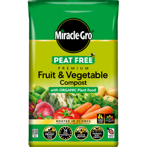 Miracle-Gro® Peat Free Premium Fruit & Vegetable Compost with Organic Plant Food main image