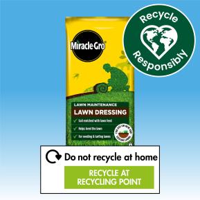 Miracle-Gro® Lawn Dressing Enriched Lawn Soil image 3
