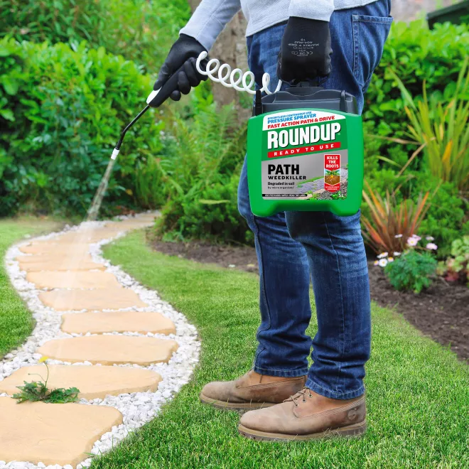 Roundup® Fast Action Path & Drive Weedkiller Pump 'n Go image 2