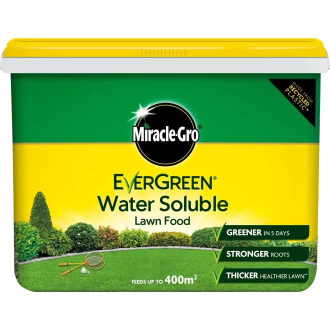 Miracle-Gro® EverGreen® Water Soluble Lawn Food main image