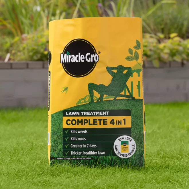 Miracle-Gro® Complete 4 in 1 image 3