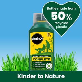 Miracle-Gro® Complete Lawn Food Concentrated Liquid image 4