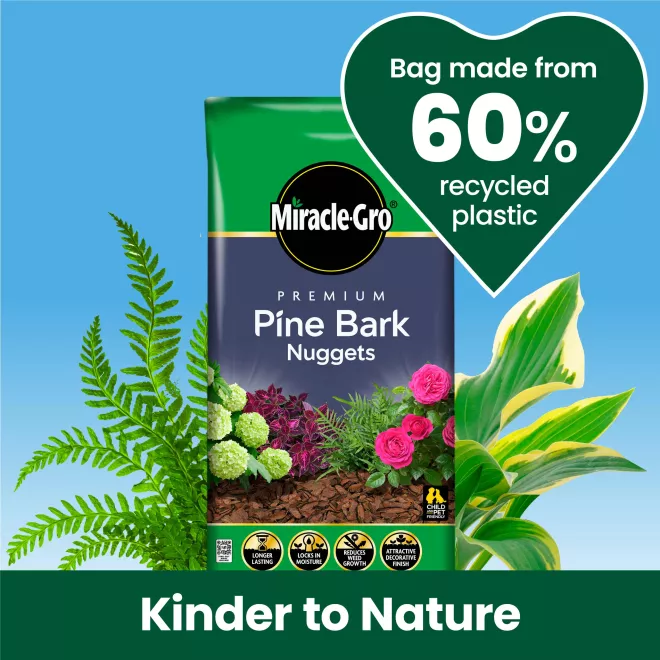 Miracle-Gro® Premium Pine Bark Nuggets image 5