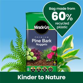 Miracle-Gro® Premium Pine Bark Nuggets image 5