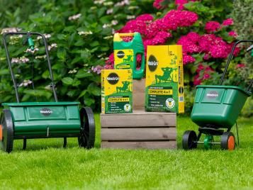 Miracle-Gro<sup>®</sup> Lawn Treatments and Lawn Spreaders