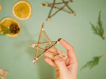 Twig Christmas star decorations