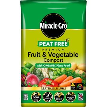 miracle-gro-peat-free-fruit-veg-compost-40l-121316.png
